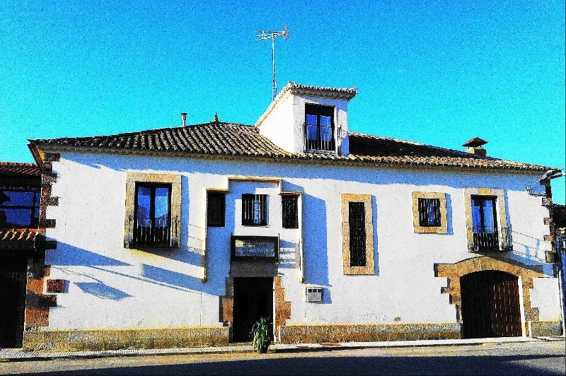 Palacio De Monfarracinos Benavente Luaran gambar